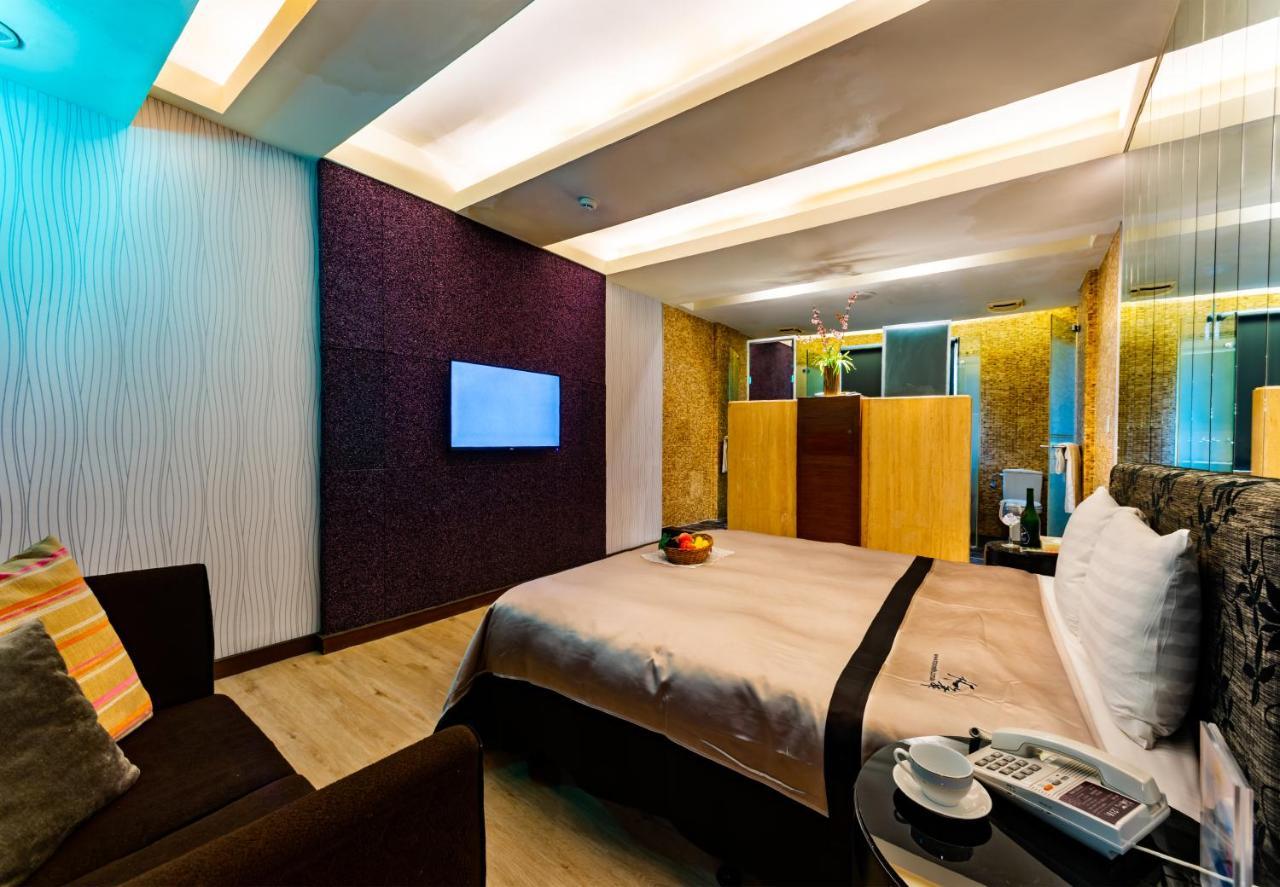 Liti Motel Taichung Buitenkant foto