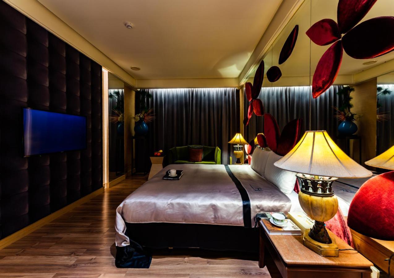 Liti Motel Taichung Buitenkant foto
