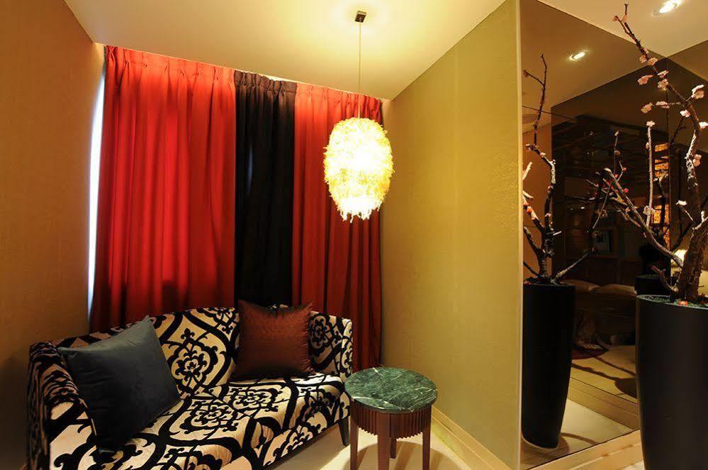 Liti Motel Taichung Buitenkant foto