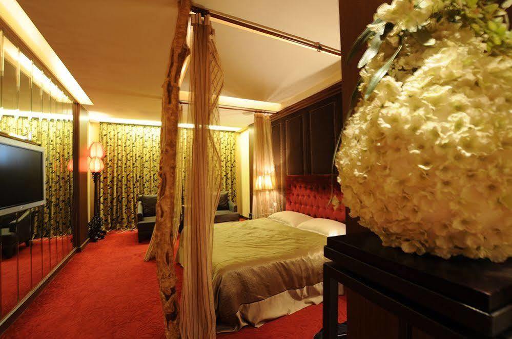 Liti Motel Taichung Buitenkant foto